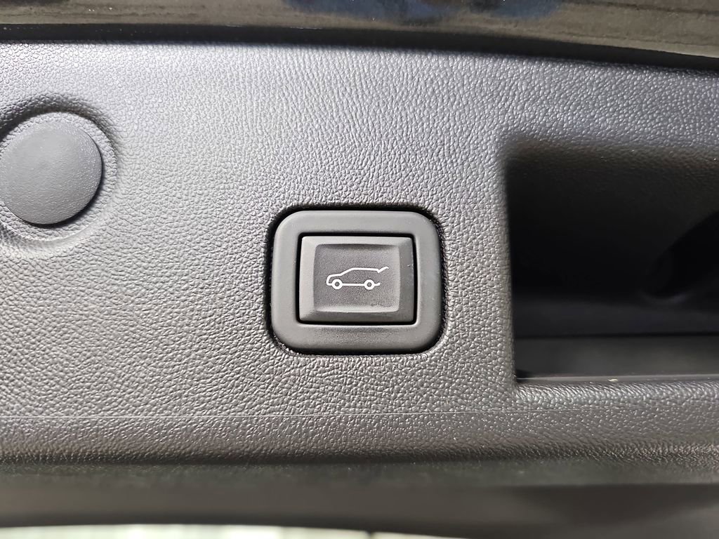 Certified 2023 Chevrolet Equinox LT image 17