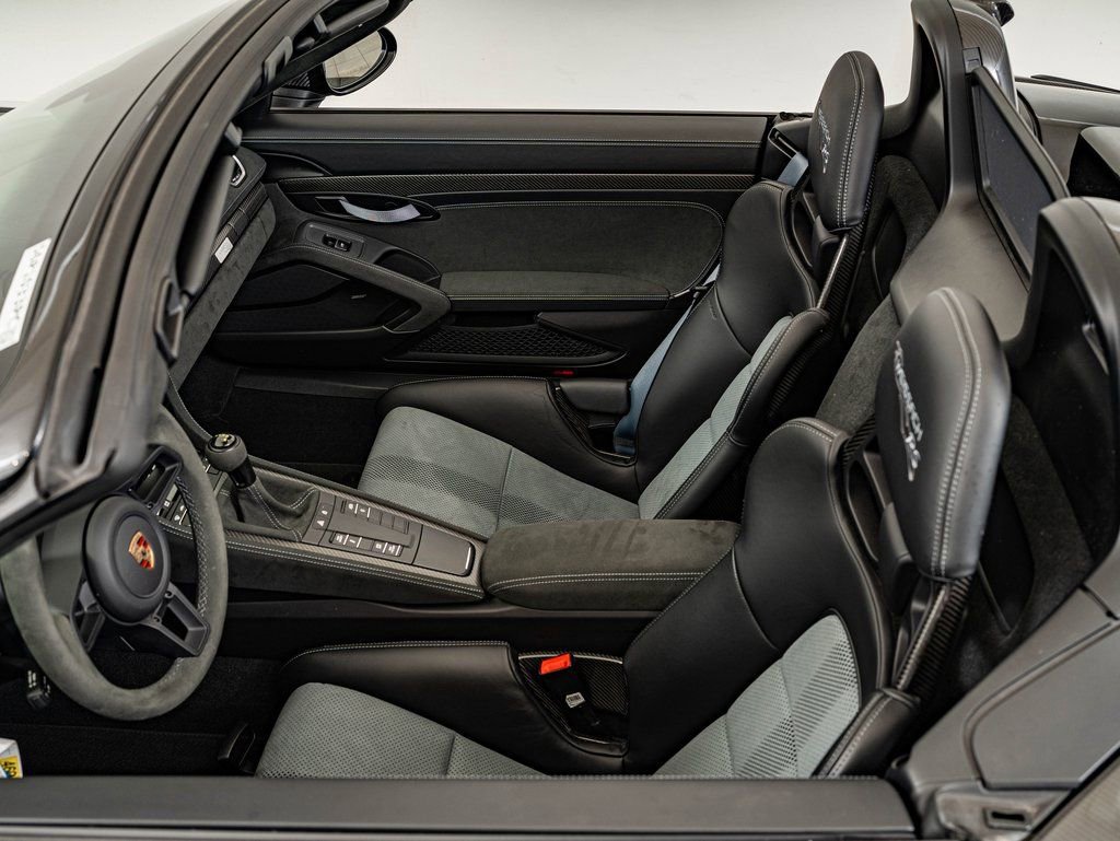 Certified 2025 Porsche 718 Boxster Spyder RS RWD image 24