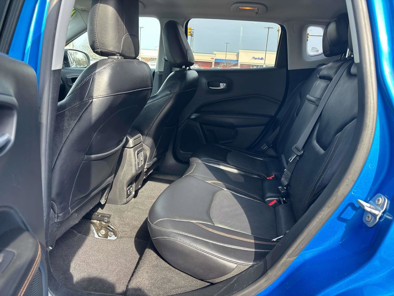 Used 2017 Jeep Compass Limited AWD/4WD image 7