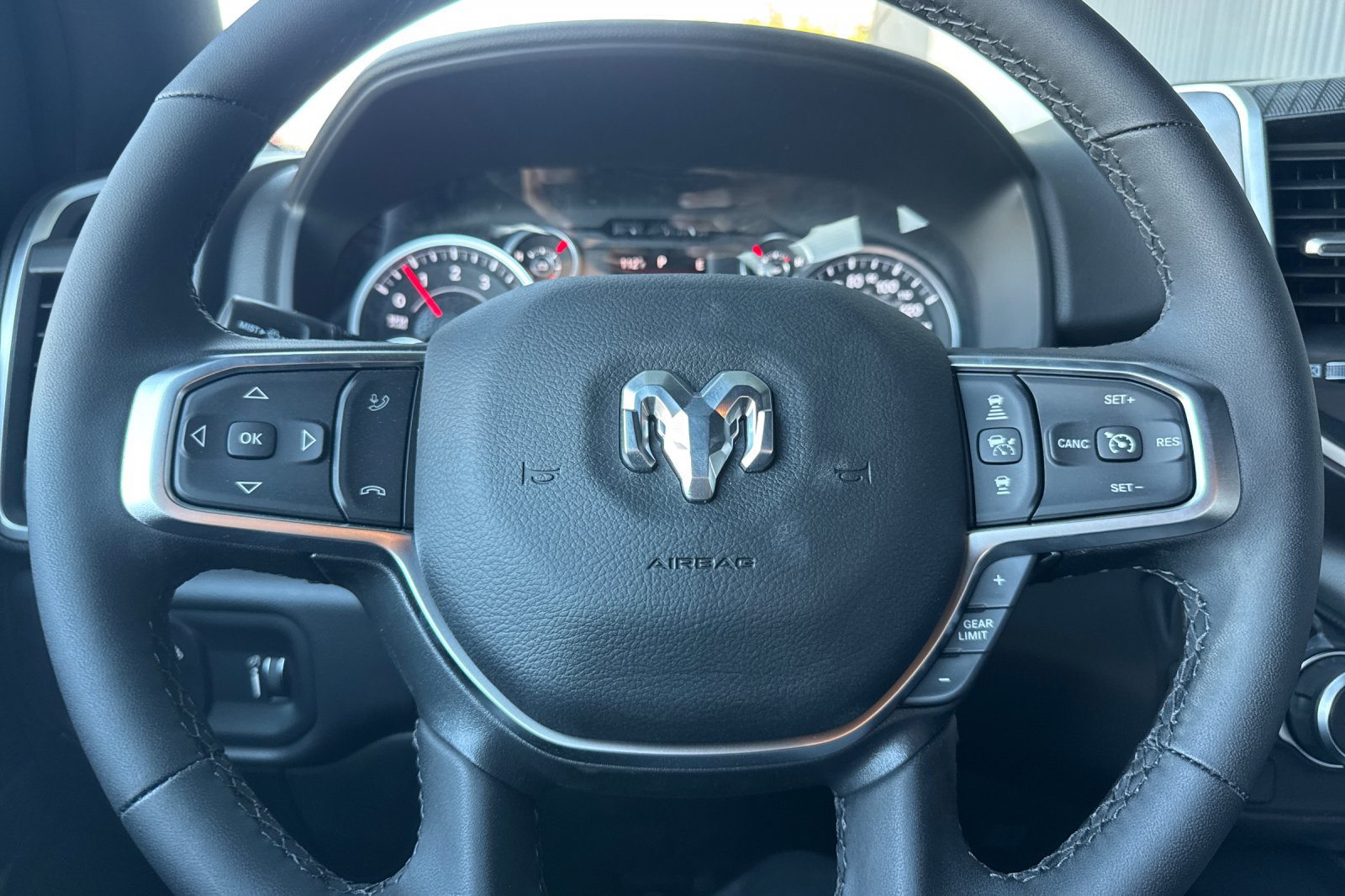 New 2027 RAM 1500 4x4 Crew Cab image 21