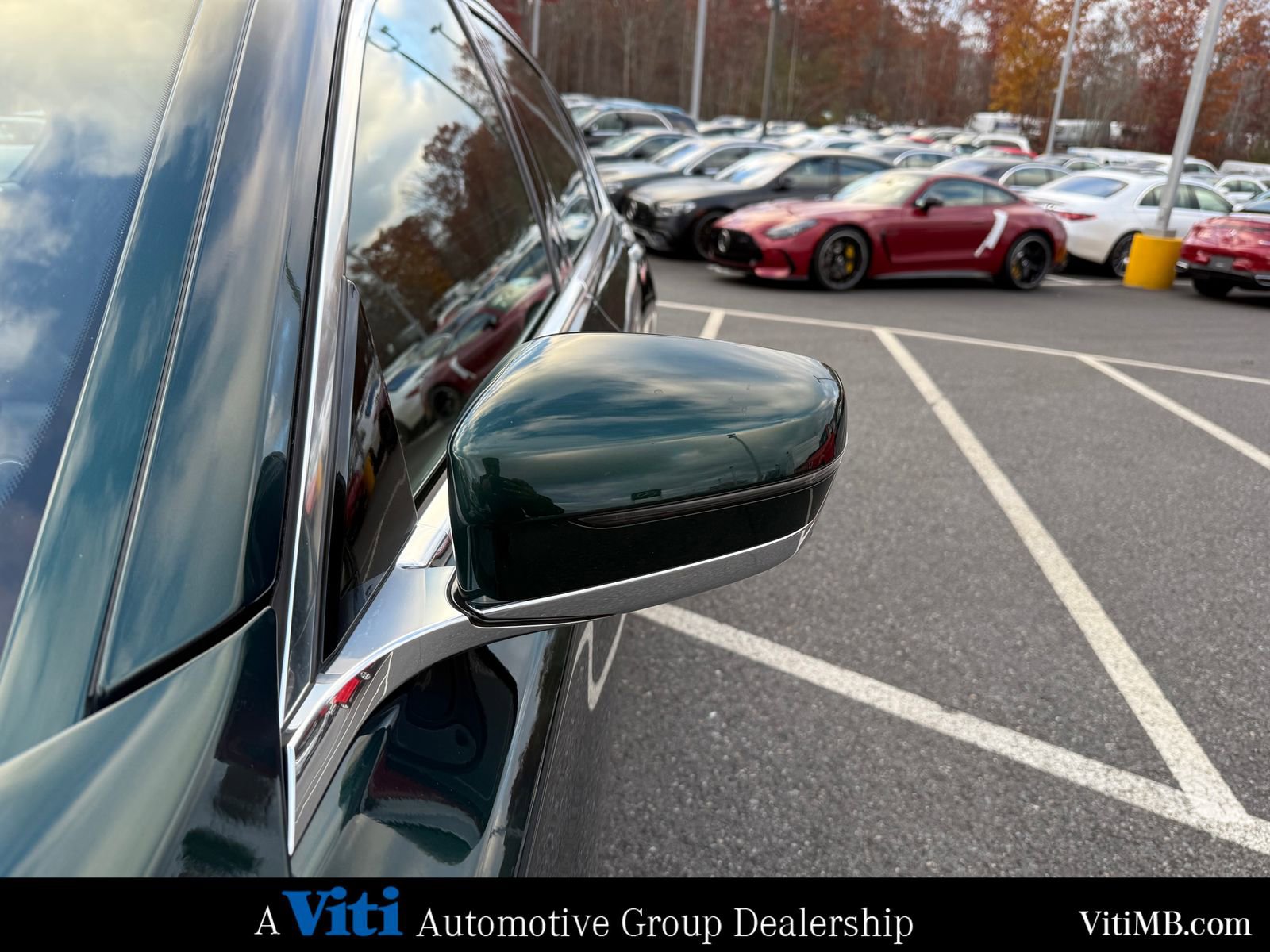 Used 2022 BMW ALPINA B7 xDrive w/ Luxury Rear Seating Package image 11