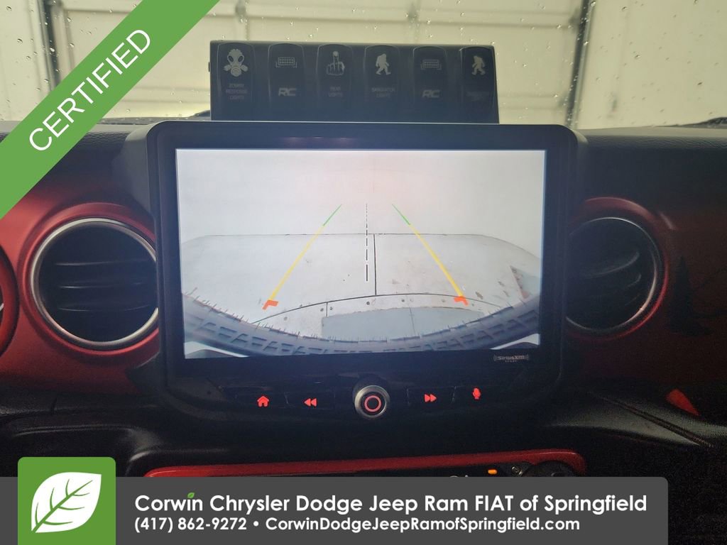 Certified 2021 Jeep Wrangler Unlimited Rubicon w/ Cold Weather Group image 17