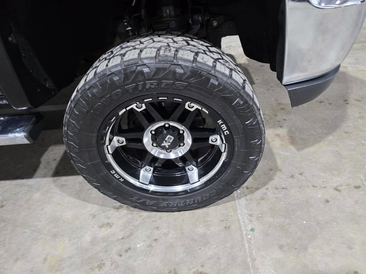 Used 2018 Chevrolet Silverado 1500 LT w/ All Star Edition image 22