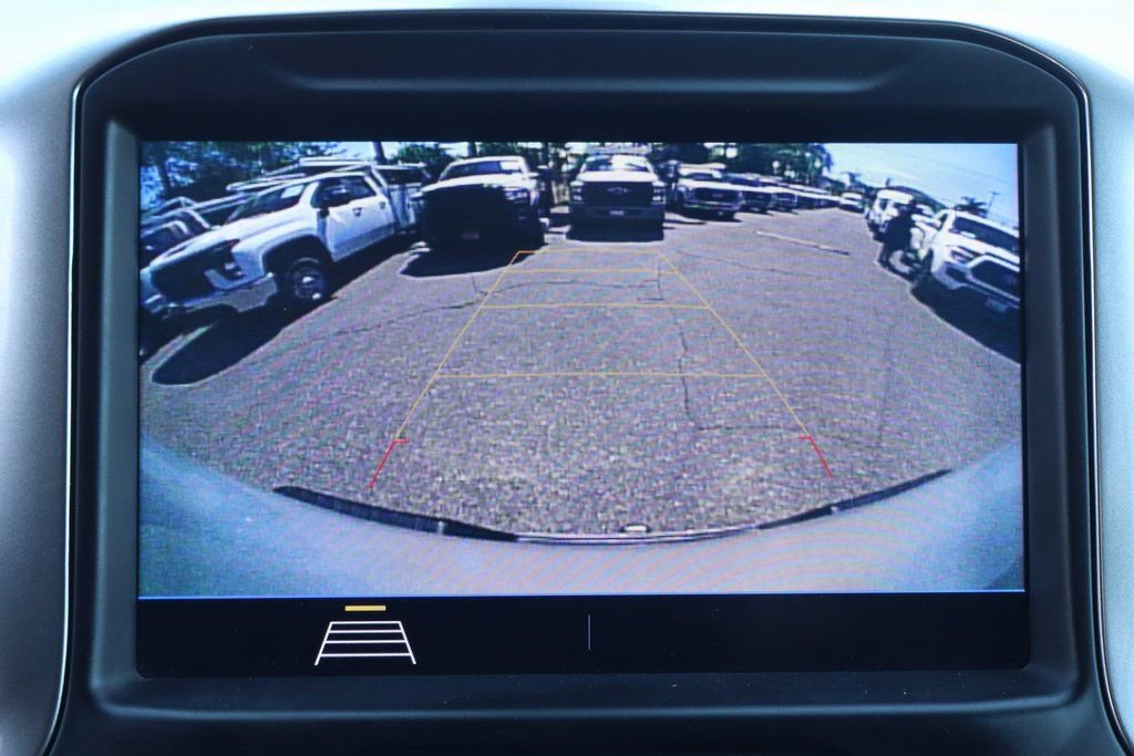 Used 2020 Chevrolet Silverado 1500 LT image 32