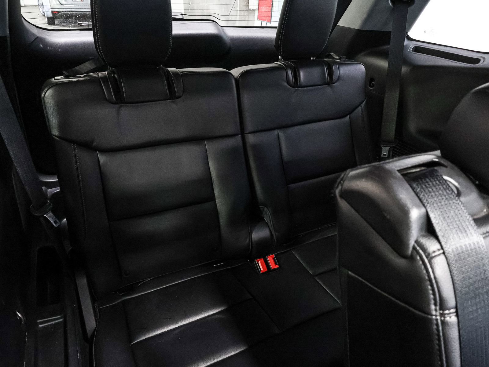 Used 2023 Ford Explorer Limited w/ Equipment Group 301A image 23