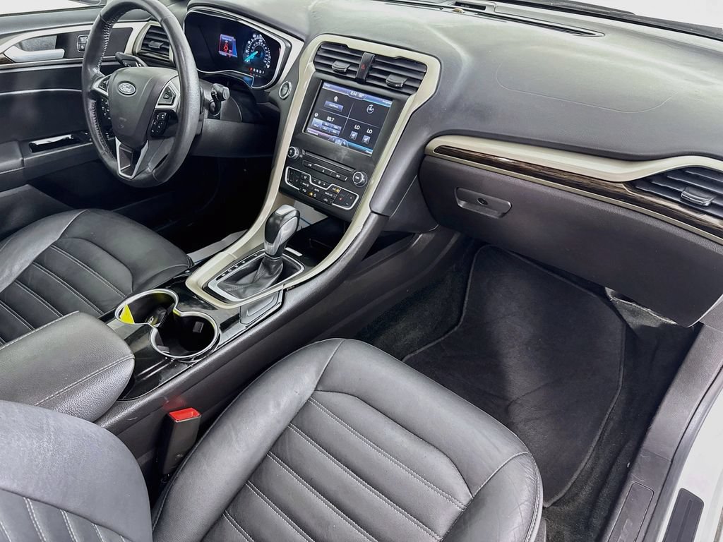 Used 2016 Ford Fusion SE w/ Equipment Group 202A AWD/4WD image 37