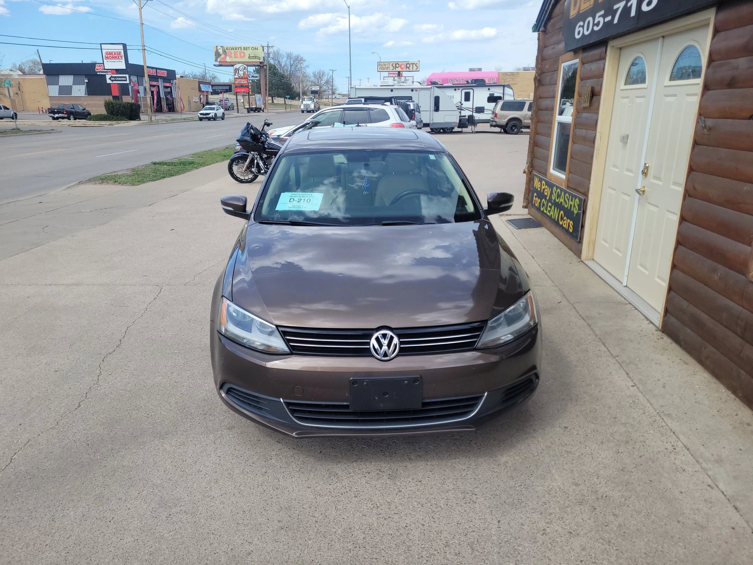 Used 2013 Volkswagen Jetta TDI FWD image 3