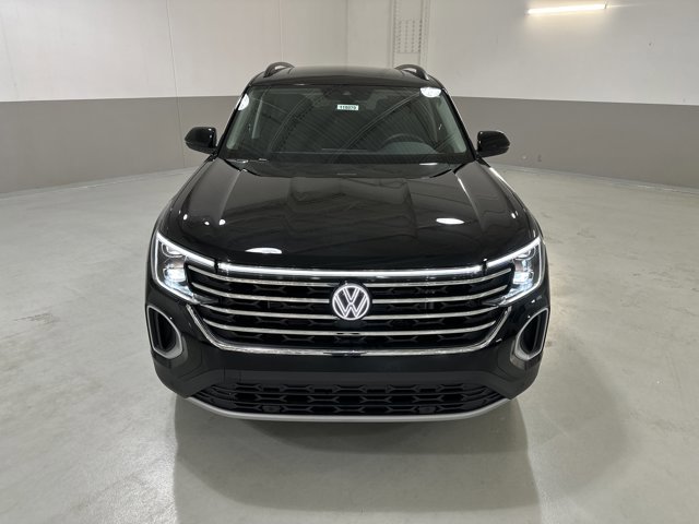 New 2026 Volkswagen Atlas SE image 2