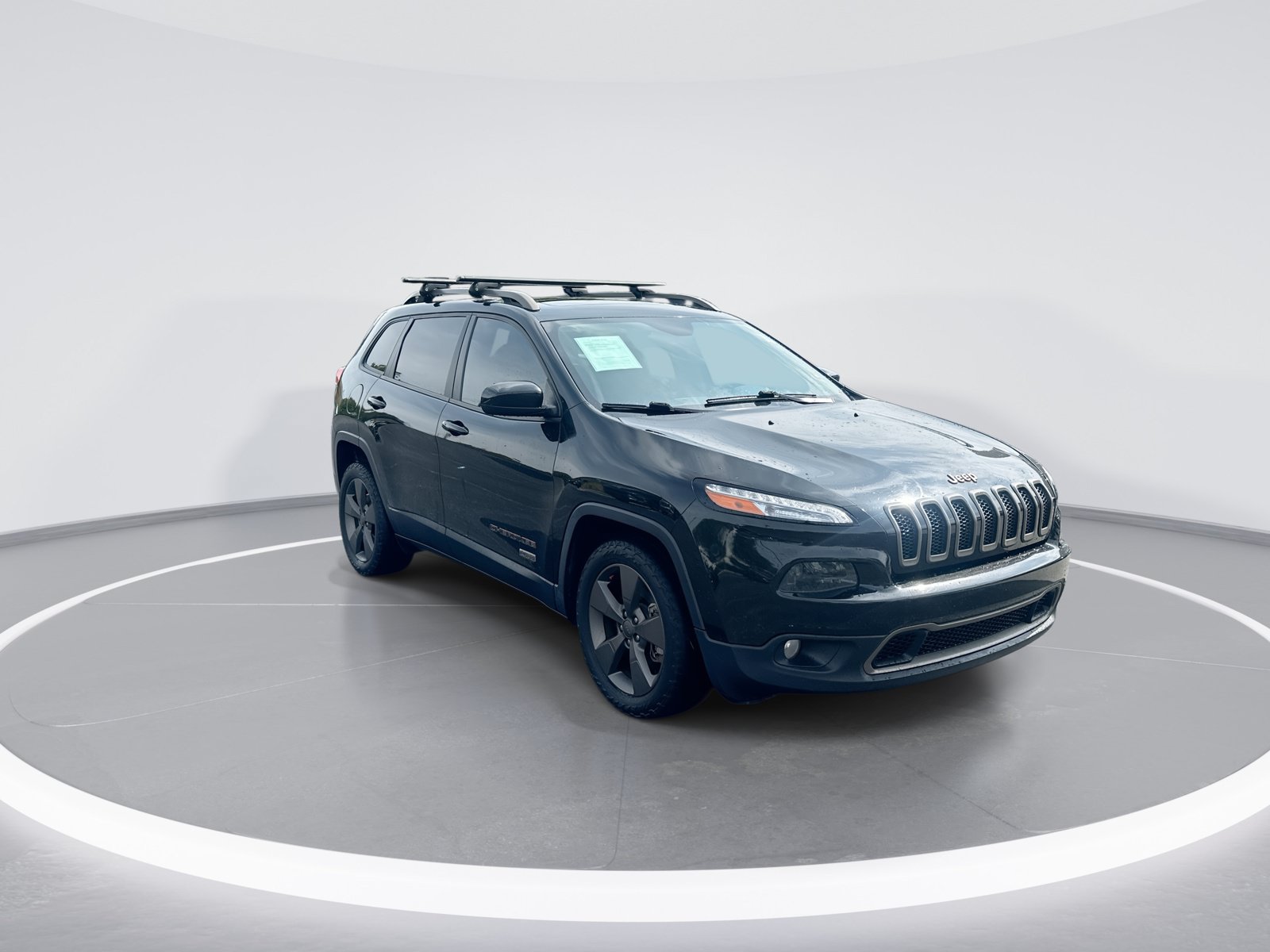 Used 2016 Jeep Cherokee 75th Anniversary FWD image 2