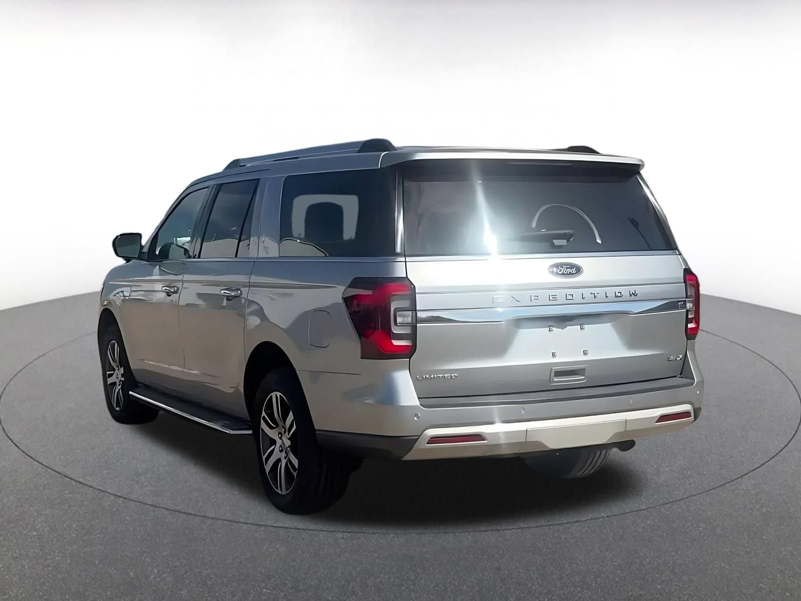 Used 2023 Ford Expedition Max Limited AWD/4WD image 10