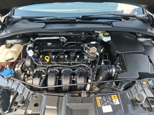 Used 2017 Ford Focus SE FWD image 27