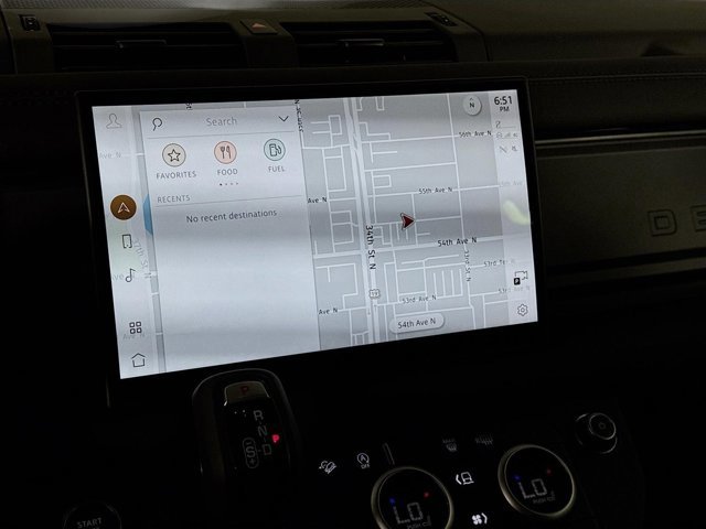 Used 2025 Land Rover Defender 110 S image 16