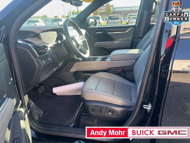 Used 2026 GMC Acadia Elevation w/ Elevation Premium Package FWD image 22