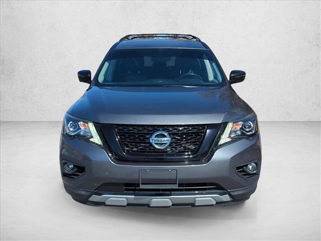 Used 2020 Nissan Pathfinder SL image 2