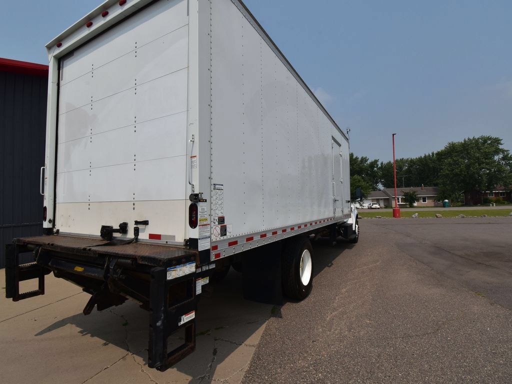 Used 2019 Ford F750 2WD Regular Cab Super Duty image 4