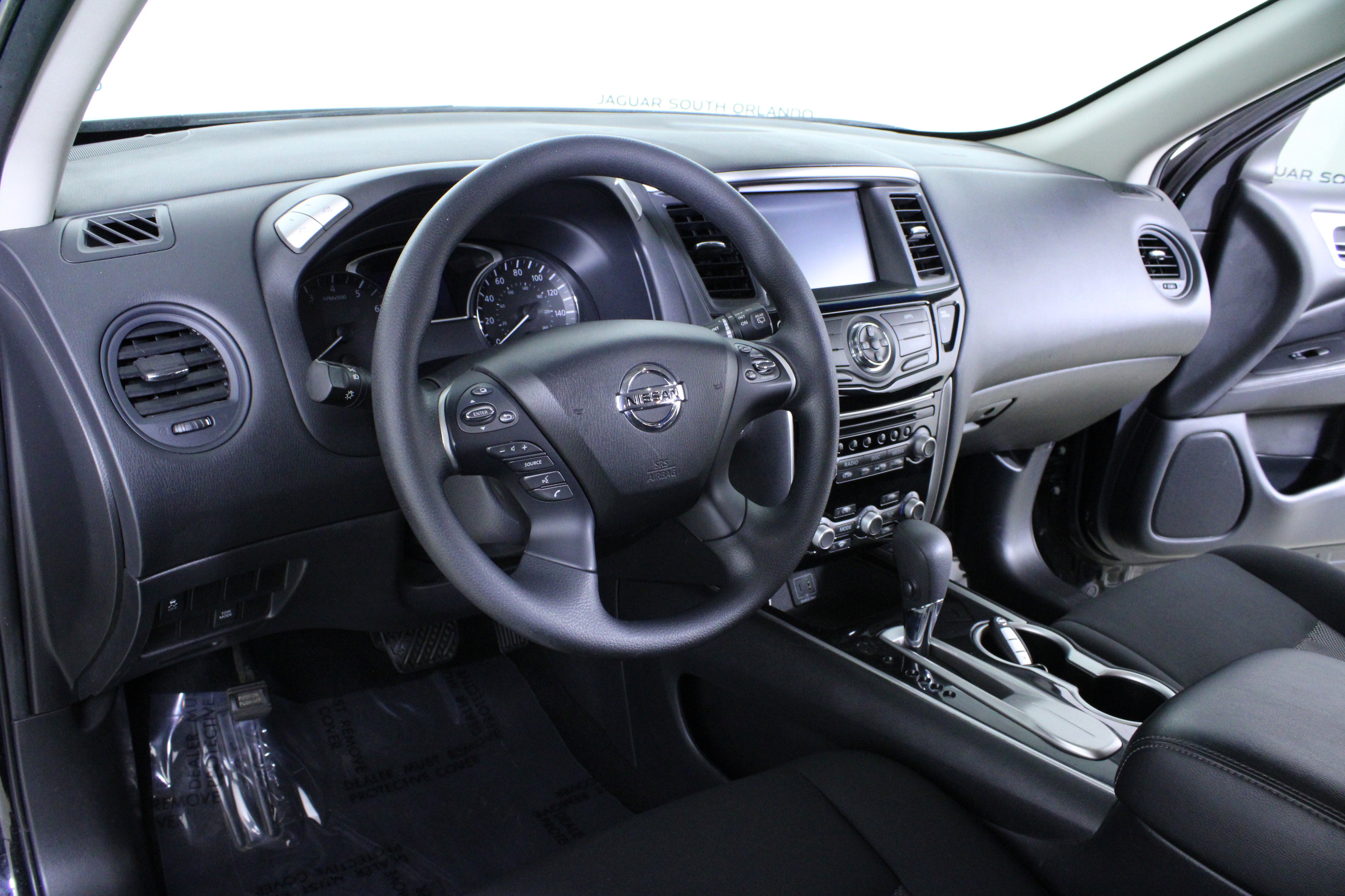 Used 2020 Nissan Pathfinder S image 20