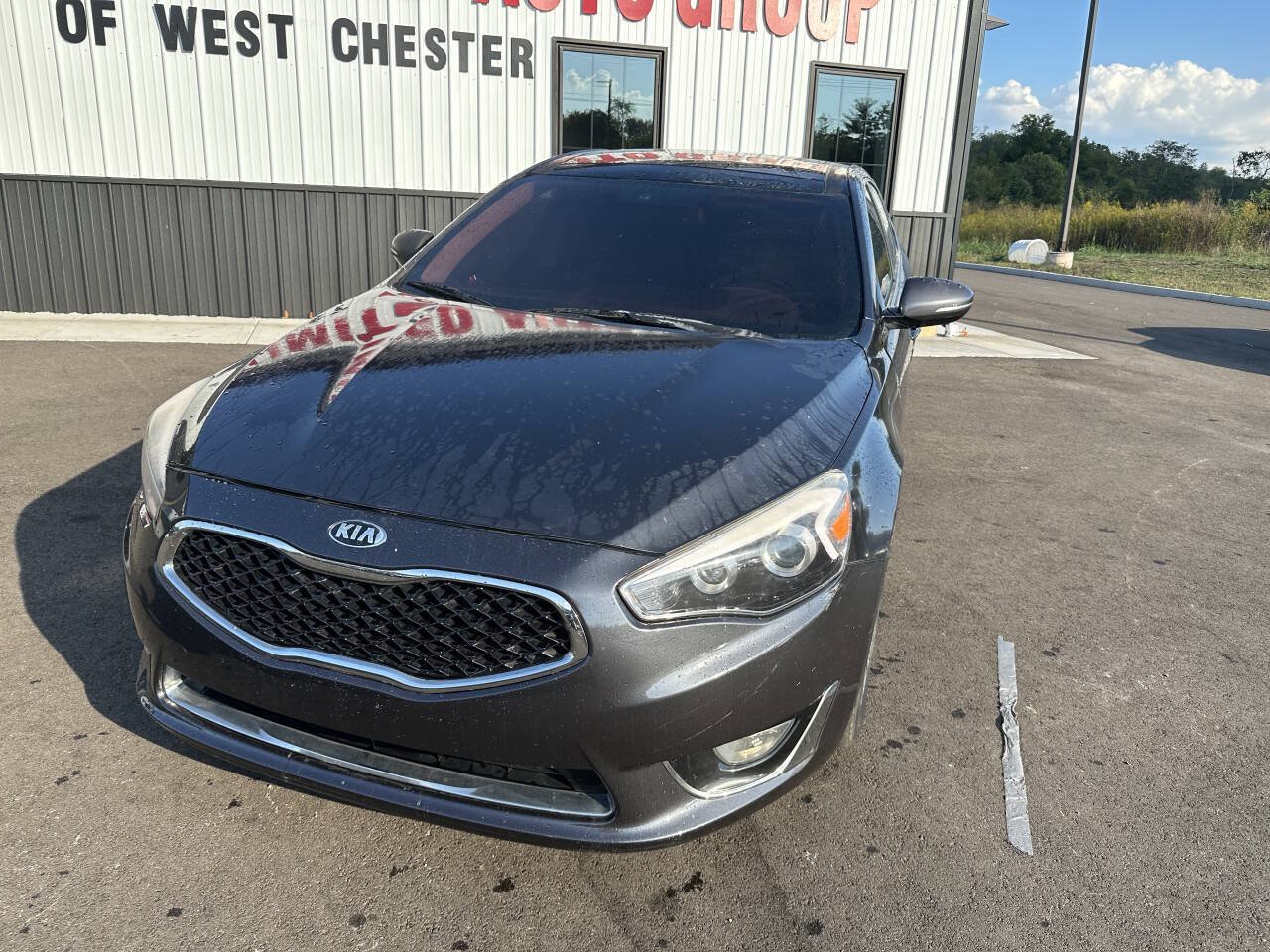 Used 2016 Kia Cadenza Premium FWD image 2