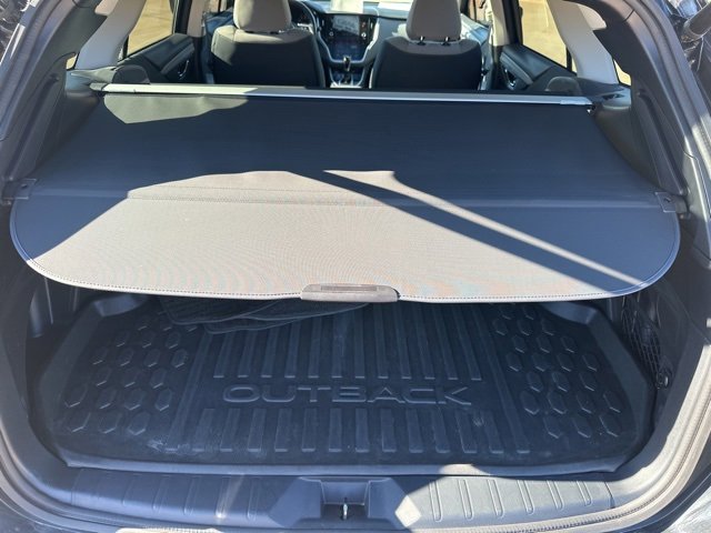 Used 2022 Subaru Outback Premium image 34