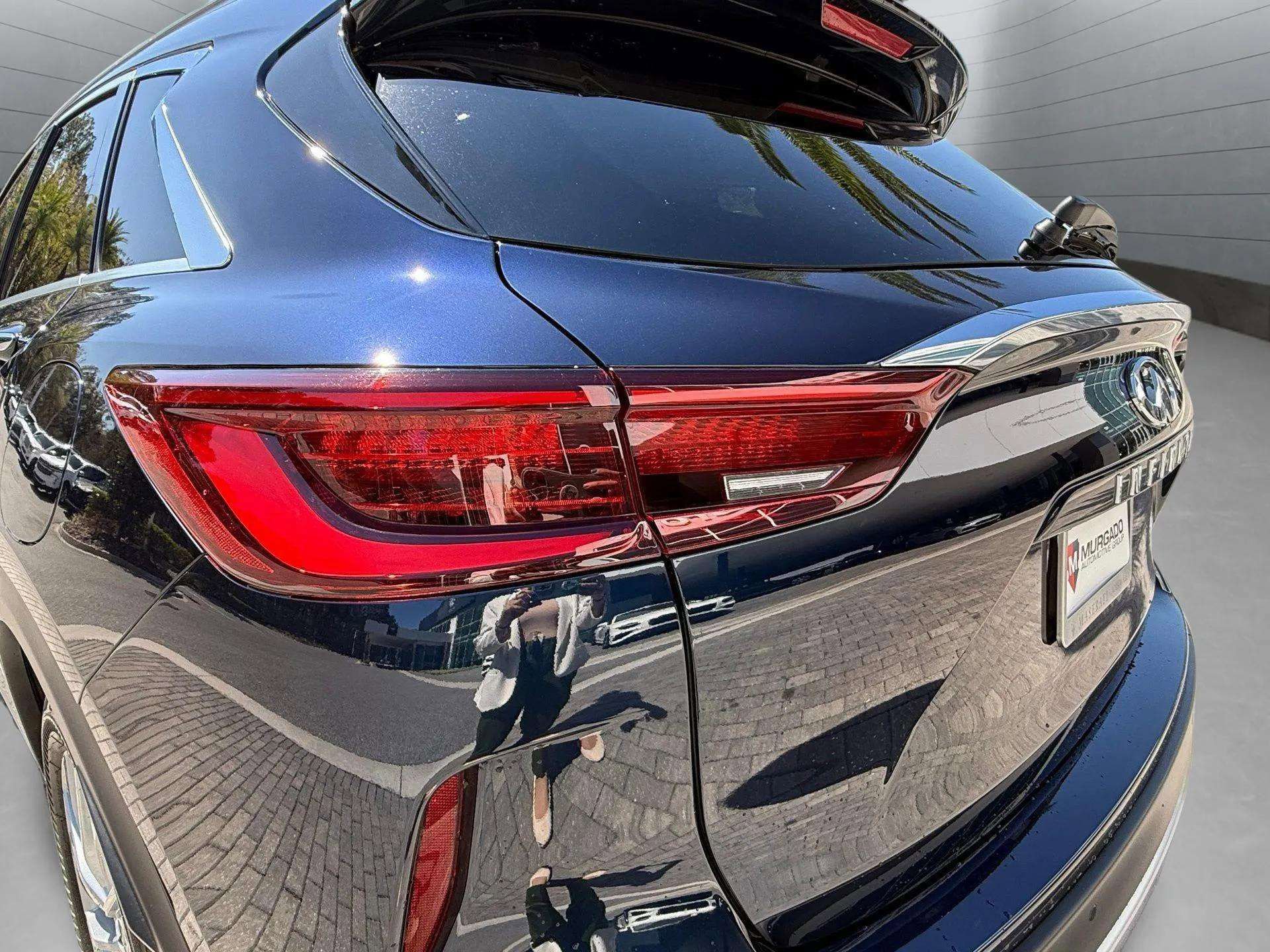 Used 2023 INFINITI QX50 Luxe image 12