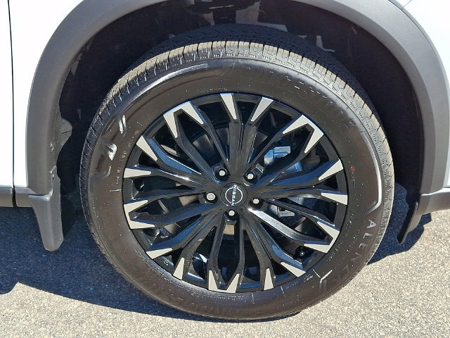 New 2026 Nissan Rogue Dark Armor FWD image 7