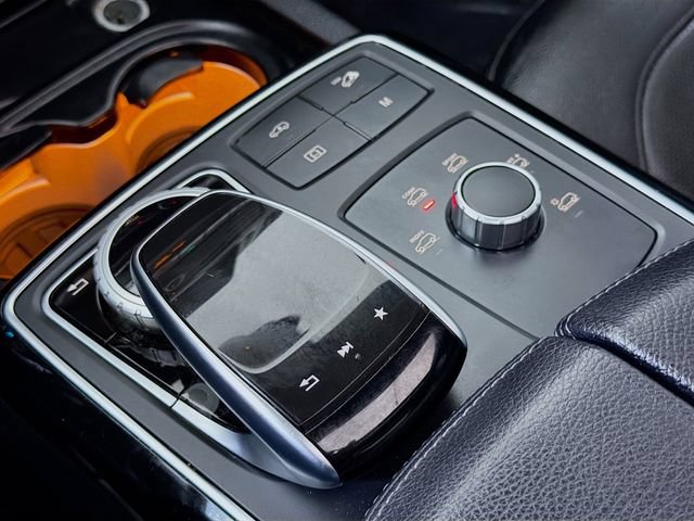 Used 2019 Mercedes-Benz GLE 43 AMG 4MATIC image 35