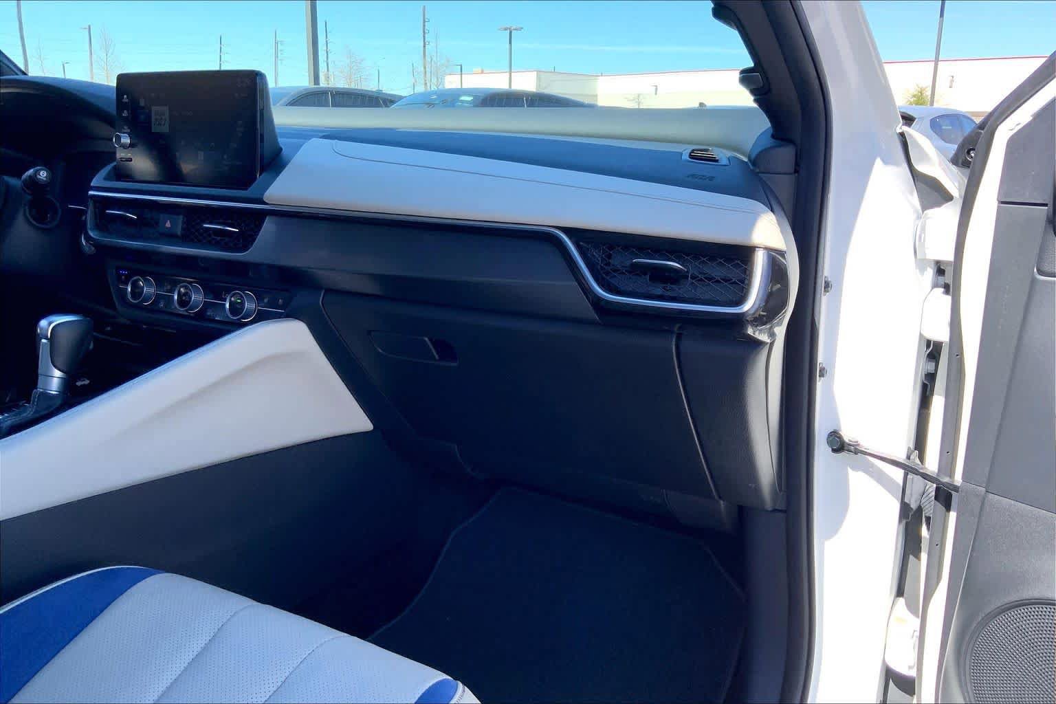 Used 2025 Acura ADX A-Spec image 19