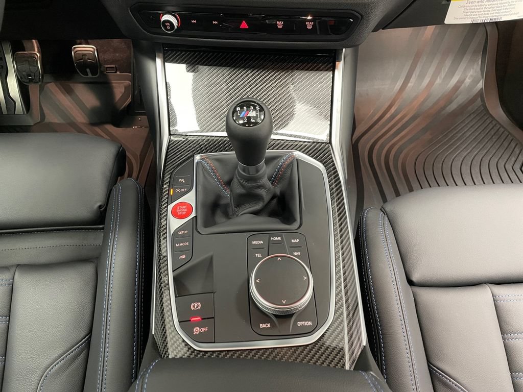 New 2026 BMW M2 w/ Lighting Package RWD image 9