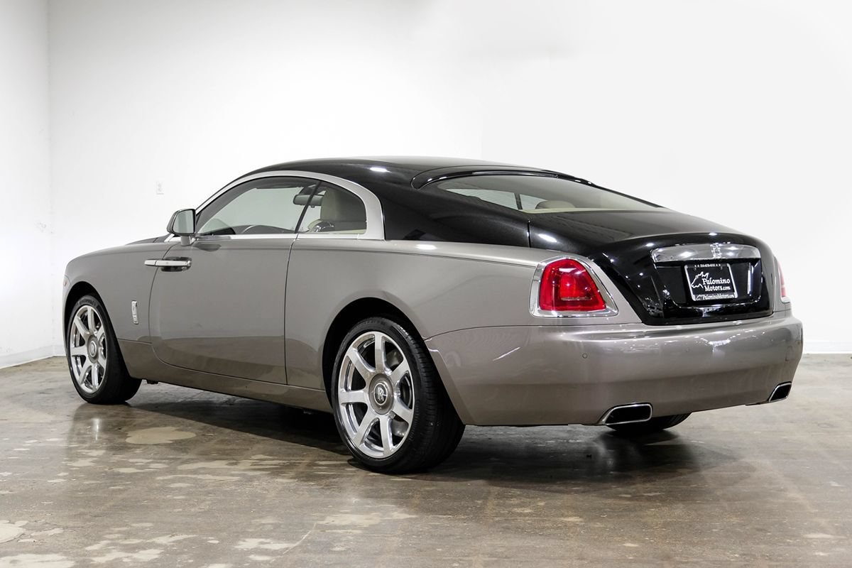 Used 2016 Rolls-Royce Wraith RWD image 9