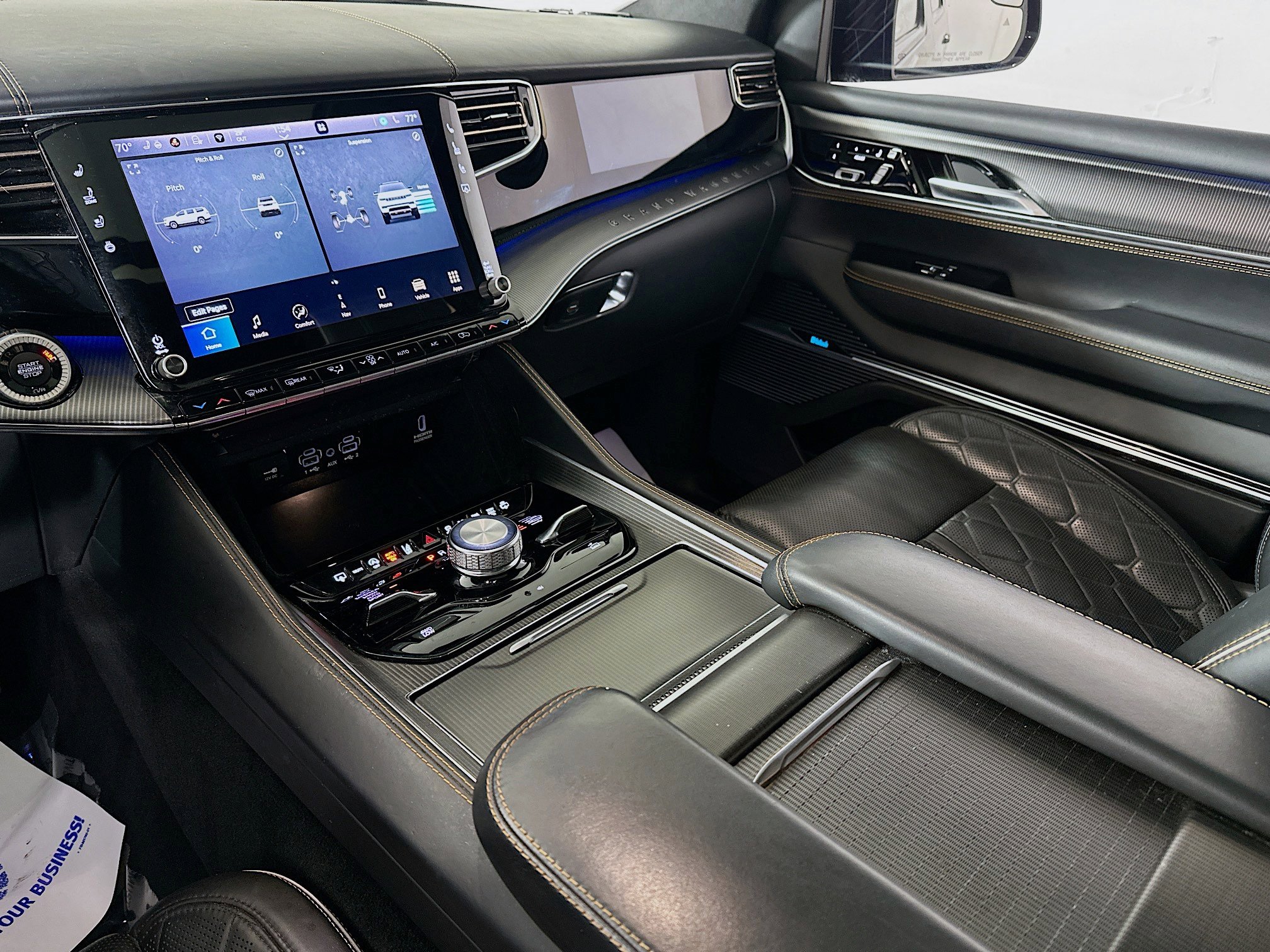 Used 2023 Jeep Grand Wagoneer Series III w/ Quick Order Packagew 28T image 24