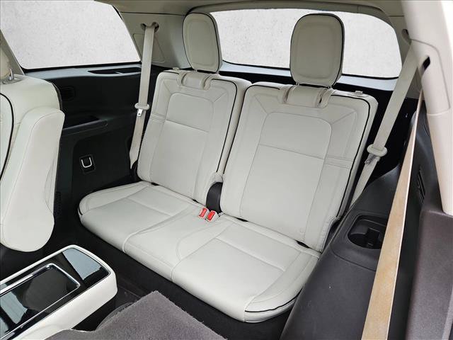 Used 2020 Lincoln Aviator Black Label Grand Touring w/ Class IV Trailer Tow Package AWD/4WD image 22