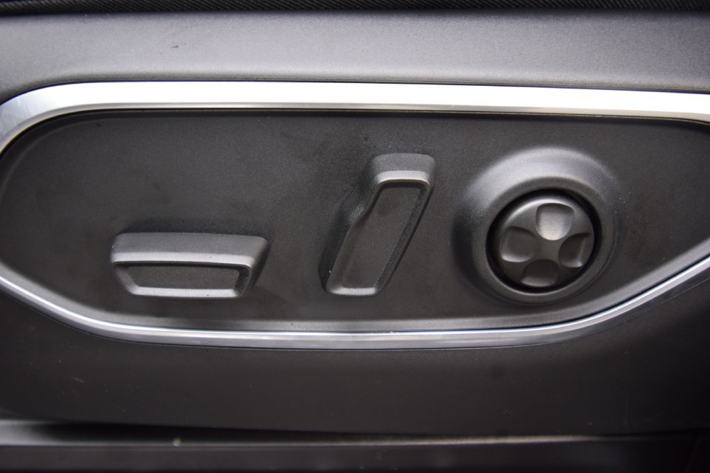 New 2026 Jeep Grand Wagoneer Limited AWD/4WD image 33