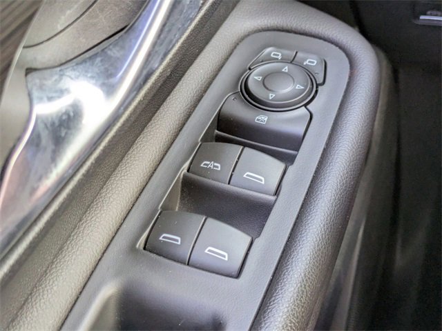 Used 2023 GMC Terrain SLE w/ Driver Convenience Package image 27