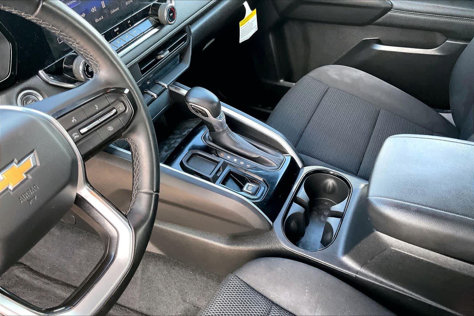 Used 2023 Chevrolet Colorado LT RWD image 13