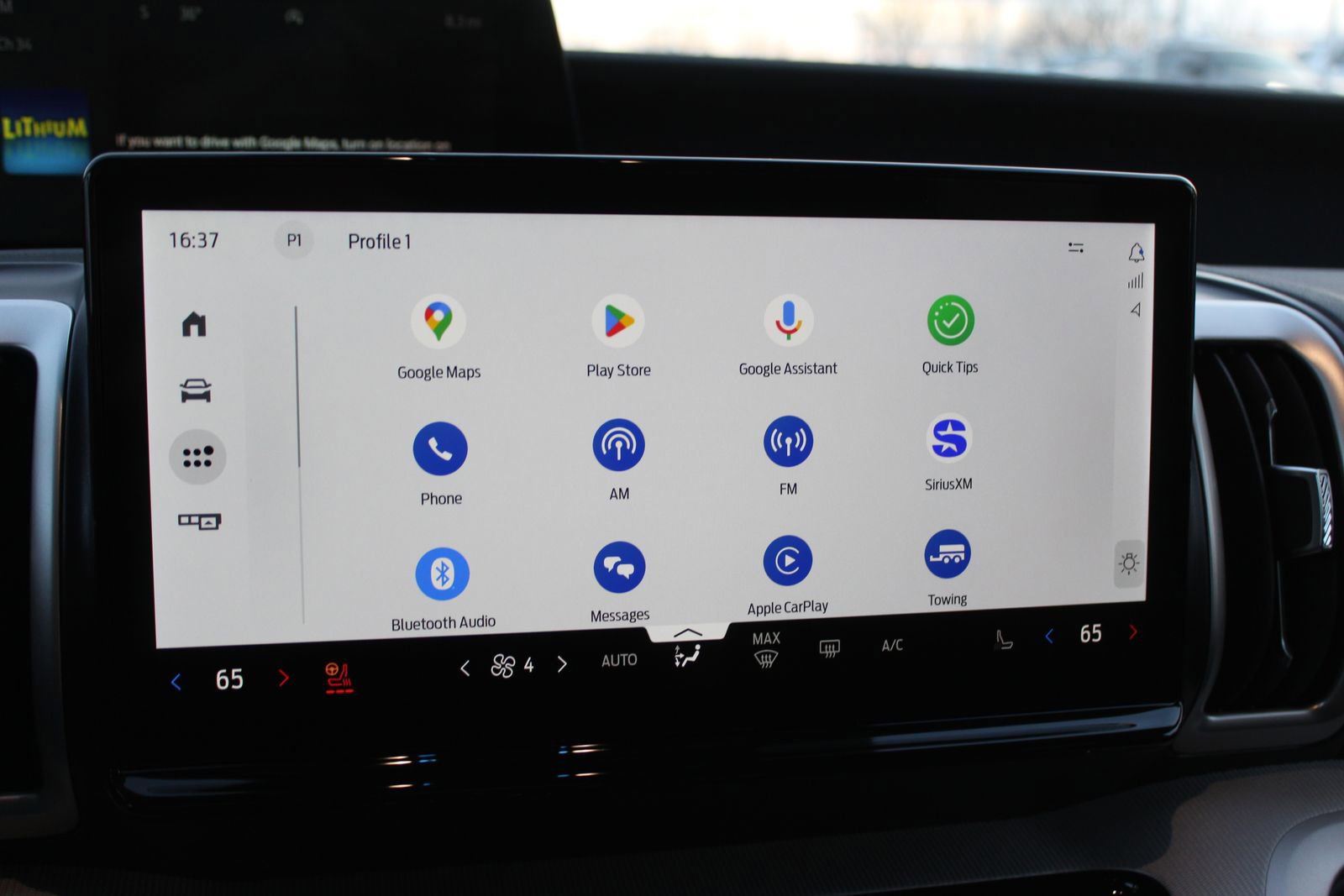 New 2025 Ford Expedition Active image 32