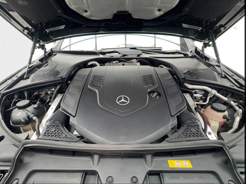 Used 2023 Mercedes-Benz S 580 4MATIC Sedan w/ Warmth & Comfort Package image 19