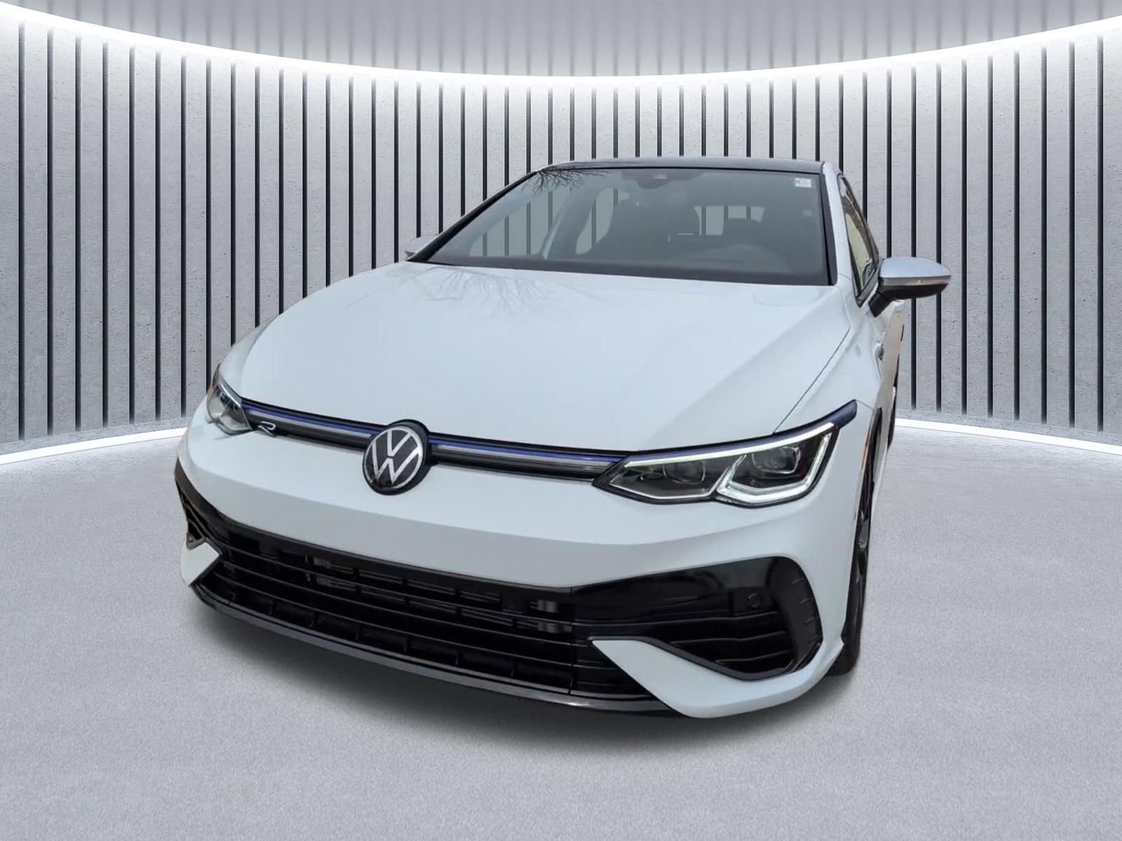 Used 2024 Volkswagen Golf R image 20