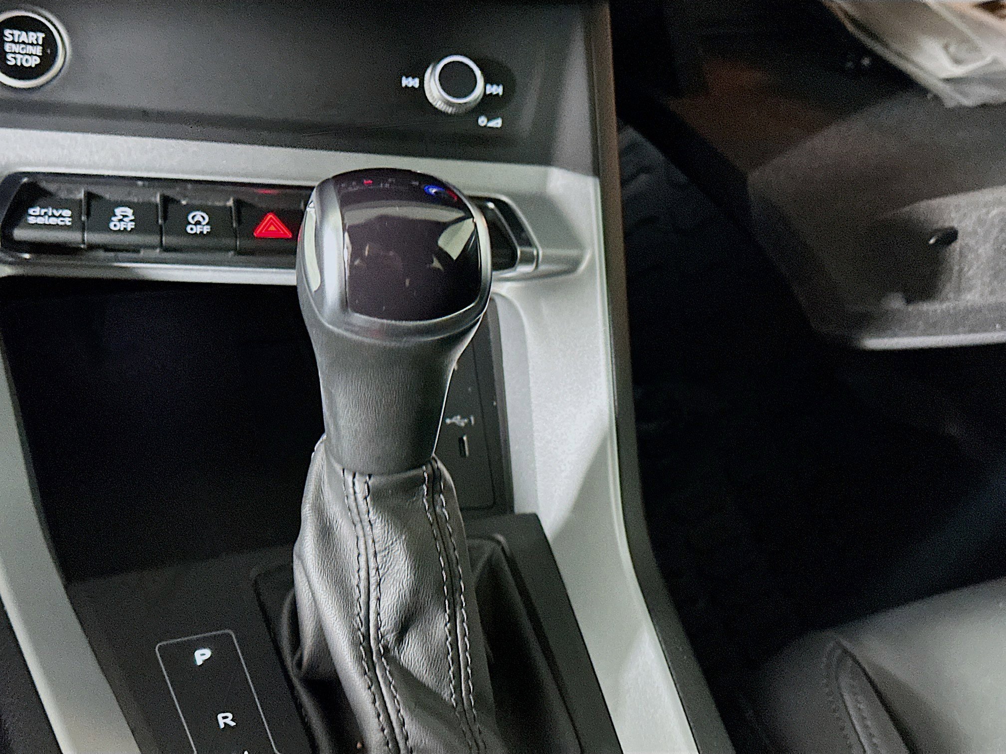 Used 2023 Audi Q3 2.0T Premium image 24