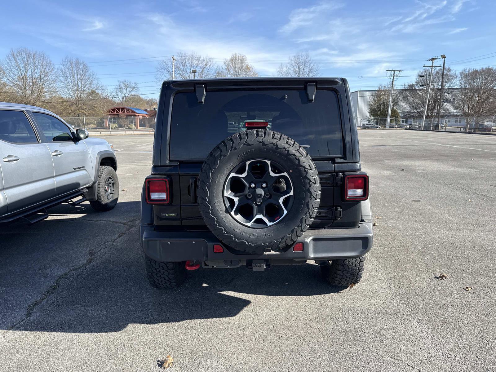 Used 2023 Jeep Wrangler Unlimited Rubicon w/ Cold Weather Group image 5