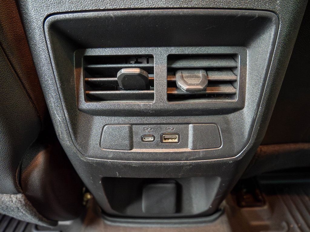 Used 2024 GMC Canyon AT4 image 13