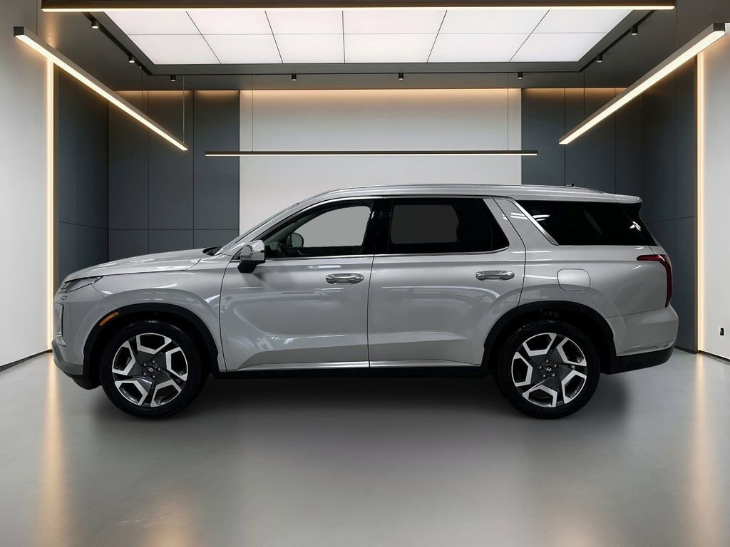 Used 2023 Hyundai Palisade Limited FWD image 2