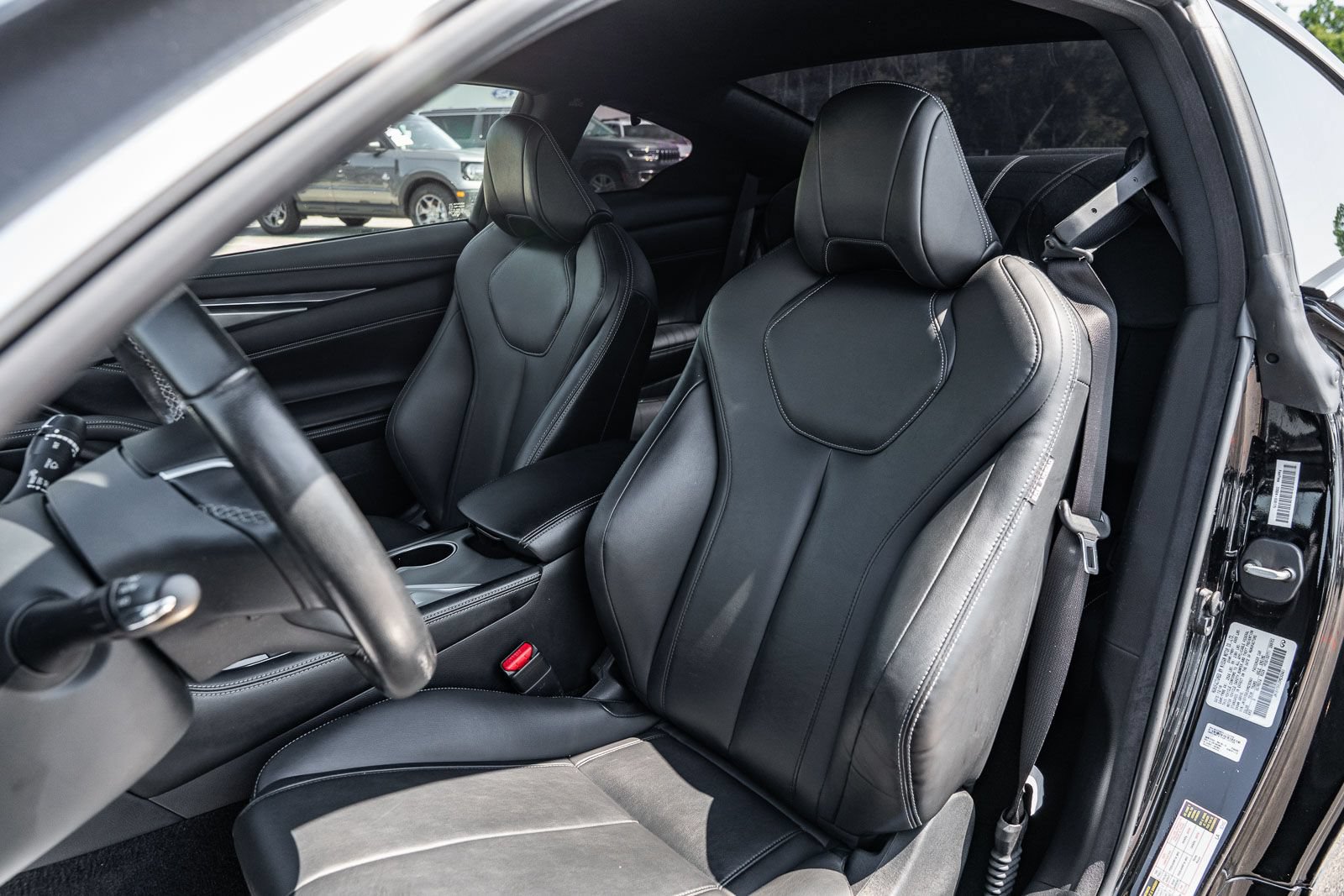 Used 2019 INFINITI Q60 3.0t w/ Cargo Package RWD image 17