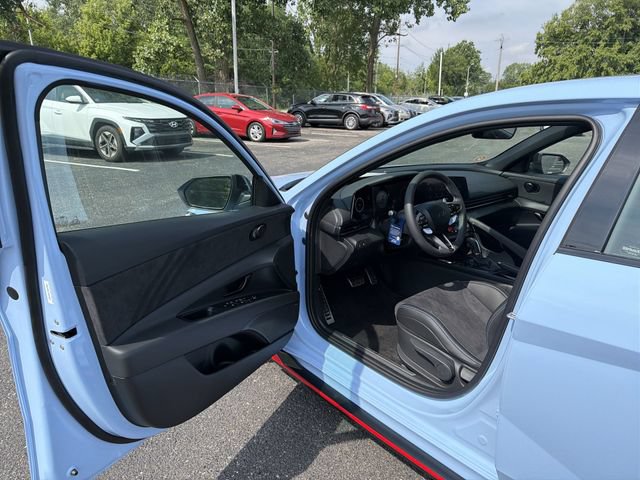 New 2026 Hyundai Elantra N FWD image 18