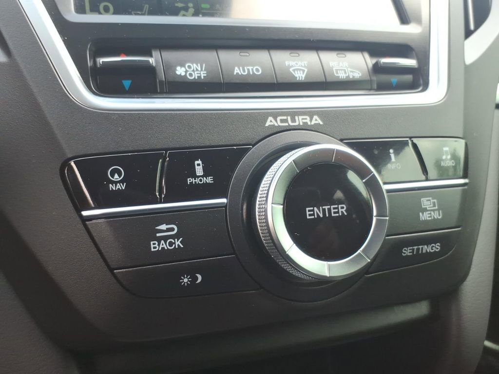 Used 2017 Acura MDX SH-AWD w/ Technology Package image 12