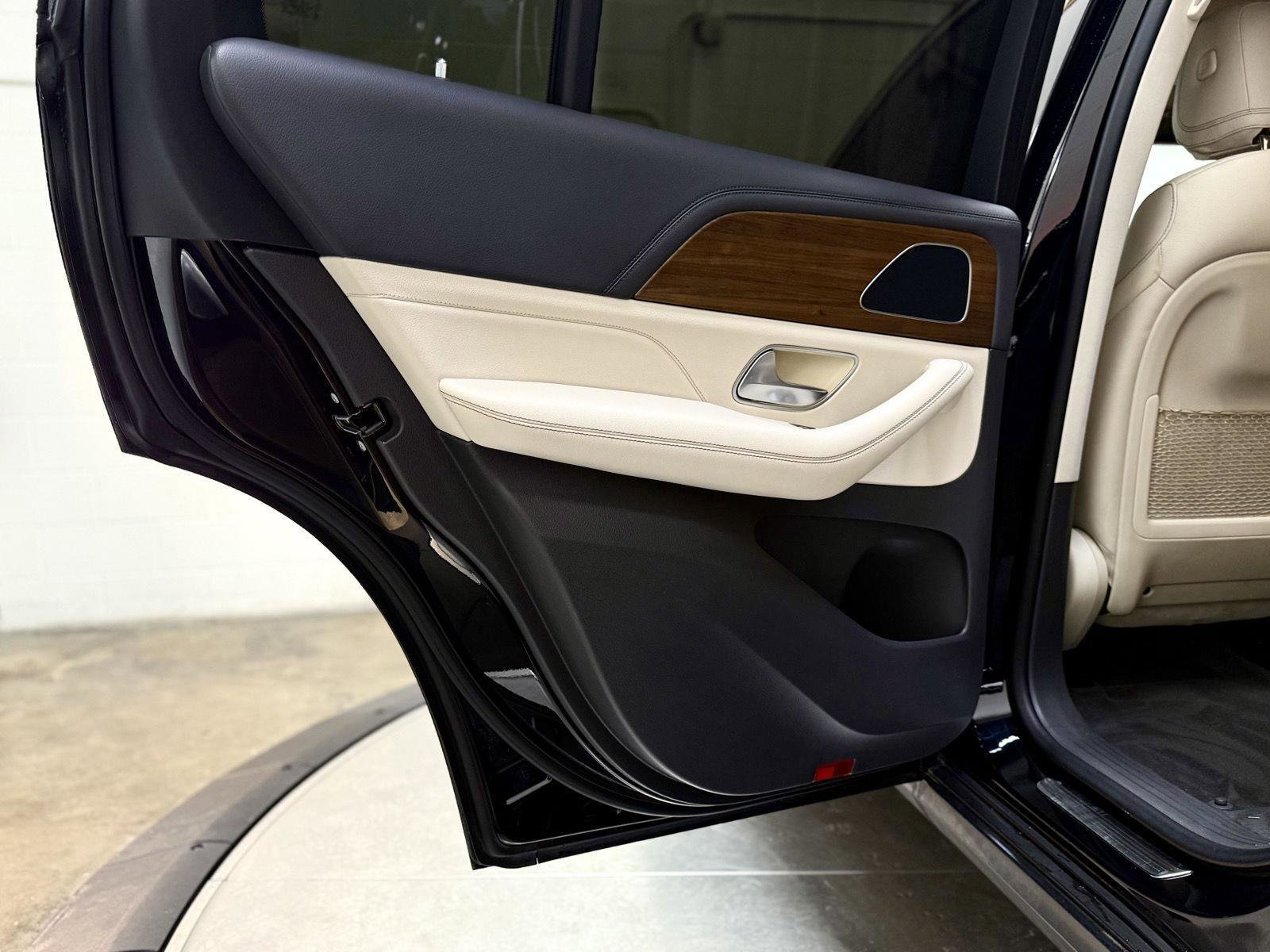 Used 2020 Mercedes-Benz GLE 450 4MATIC image 14