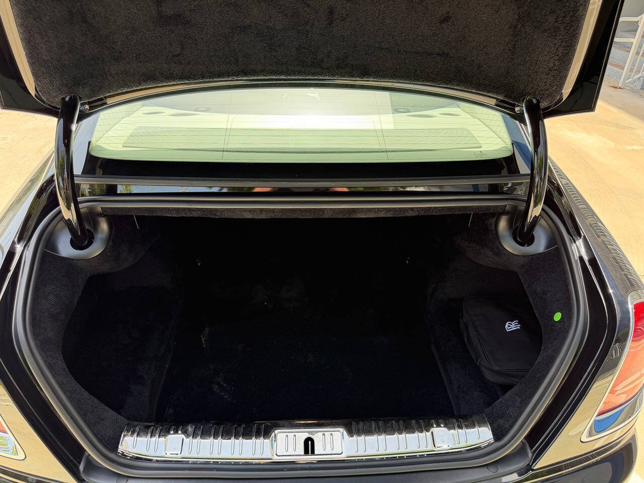 Used 2016 Rolls-Royce Wraith RWD image 28