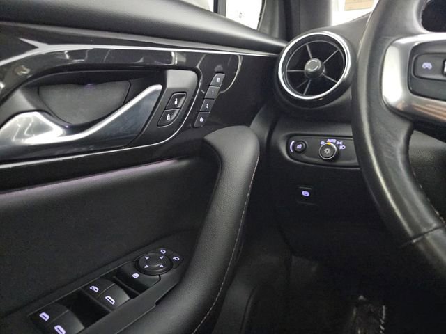 Used 2019 Chevrolet Blazer Premier w/ Sun and Wheels Package image 35