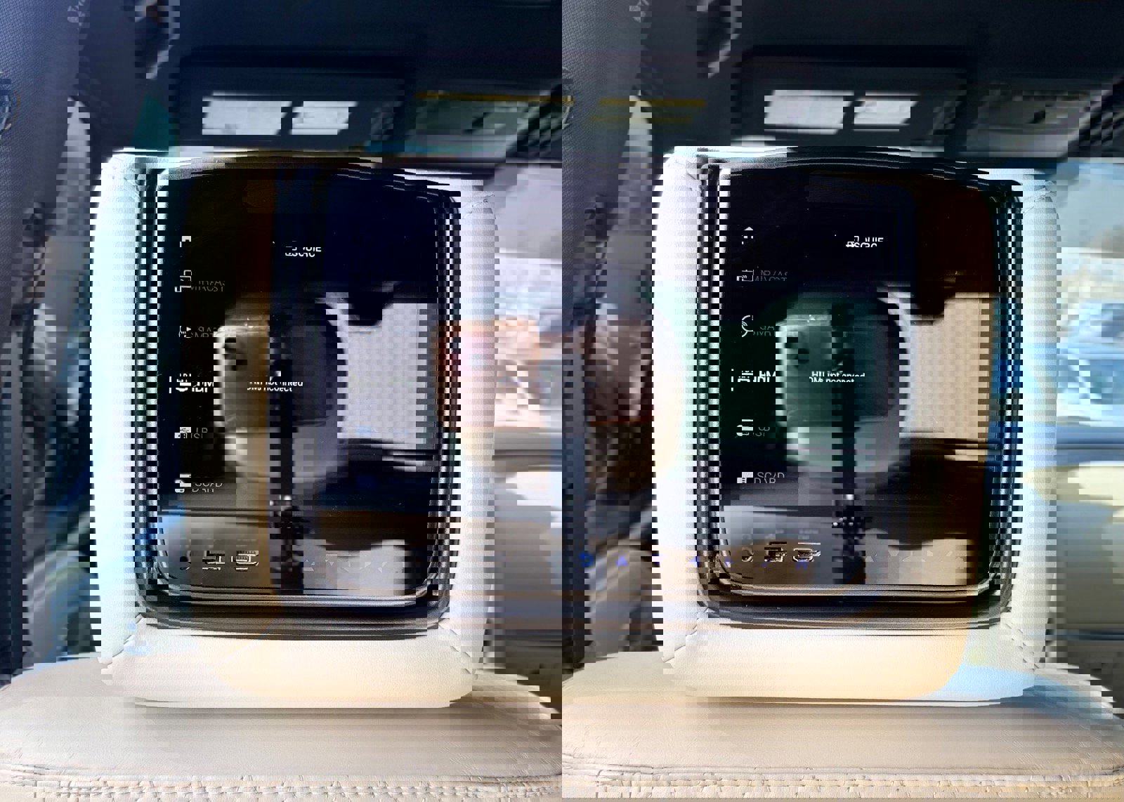 Used 2022 INFINITI QX80 Sensory w/ Cargo Package image 23