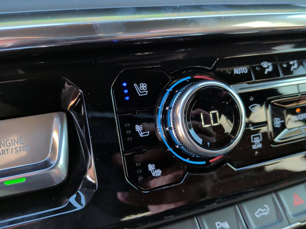 New 2026 GMC Sierra 2500 Denali Ultimate AWD/4WD image 28
