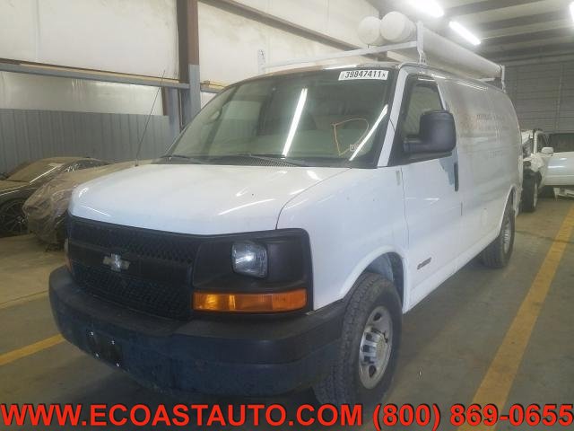 Used 2005 Chevrolet Express 2500 image 3