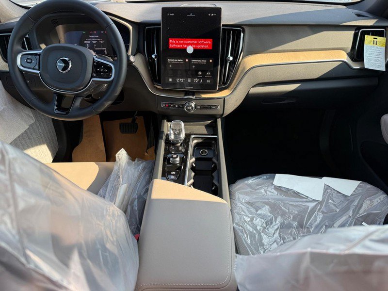 New 2026 Volvo XC60 T8 Plus w/ Climate Package AWD/4WD image 6